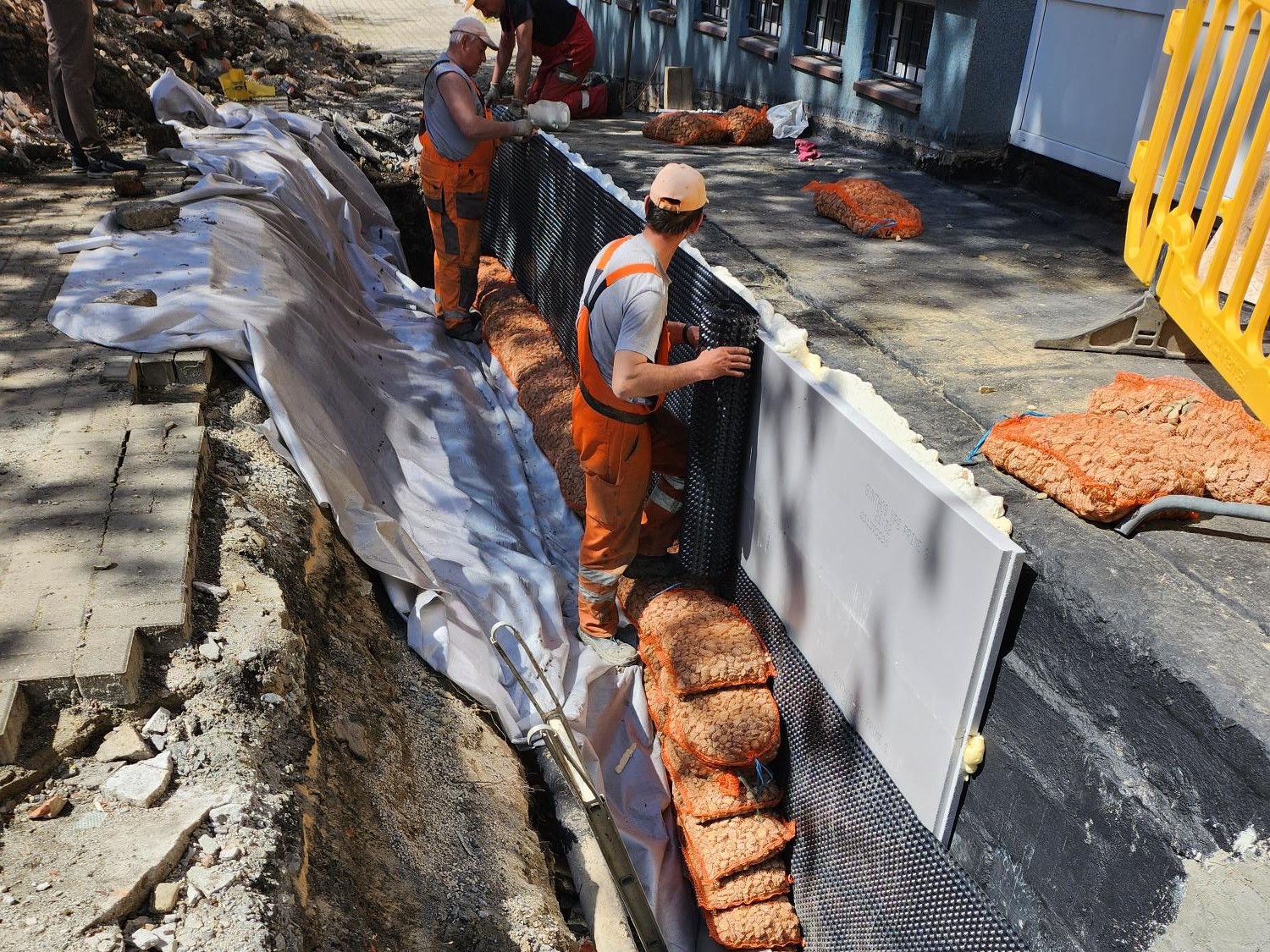 Roboty ogólne wraz z remontem budynków