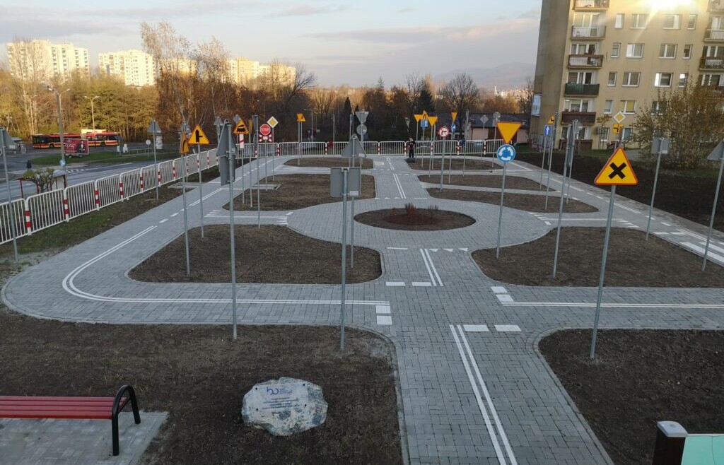 Miasteczko ruchu rowerowego na Os. Beskidzkim w Bielsku